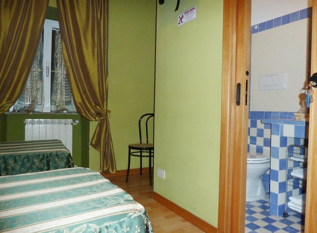 Hotel Sutrium Room photo